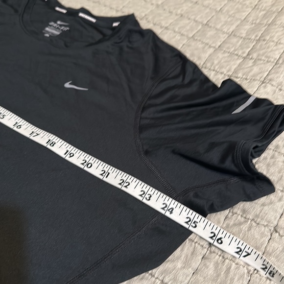 Nike running dri-fit t-shirt black 2X - Picture 2 of 3
